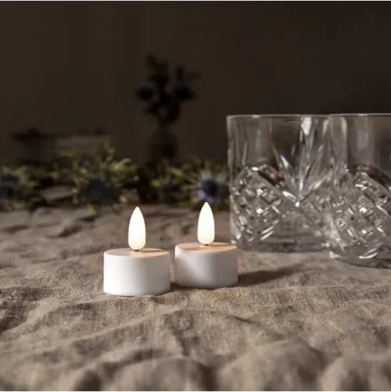 Billede af LED Fýrfatsljós, Flamme, Hvítt, 3,8x5cm, 2 stk